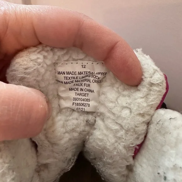 Target Kids Pink and White snow boots - Picture 5 of 6